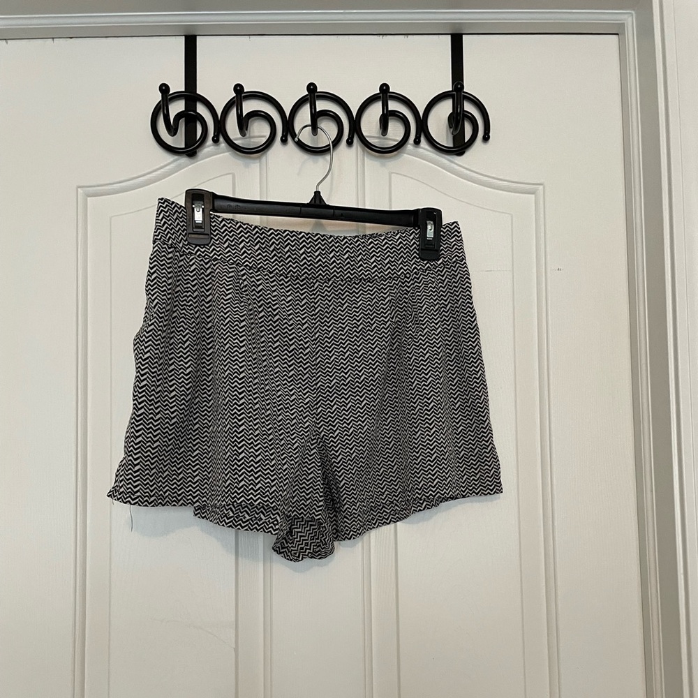 American Eagle Chevron Shorts